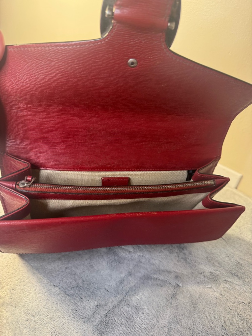 Gucci Dionysus Leather Medium Red Floral Shoulder Bag - Picture 13 of 17
